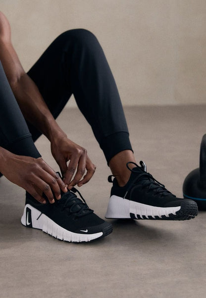 NIKE FREE METCON 6